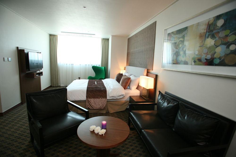 Hyunjin Tourist Hotel Donghae Εξωτερικό φωτογραφία