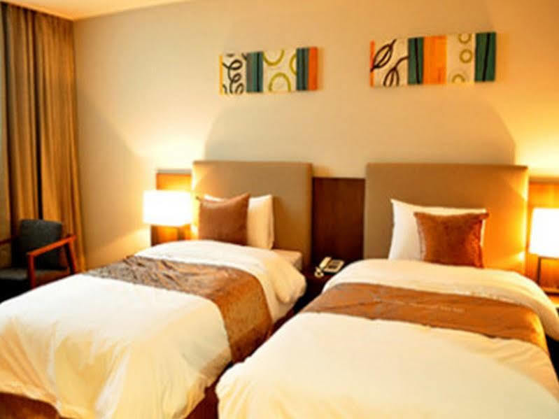 Hyunjin Tourist Hotel Donghae Εξωτερικό φωτογραφία