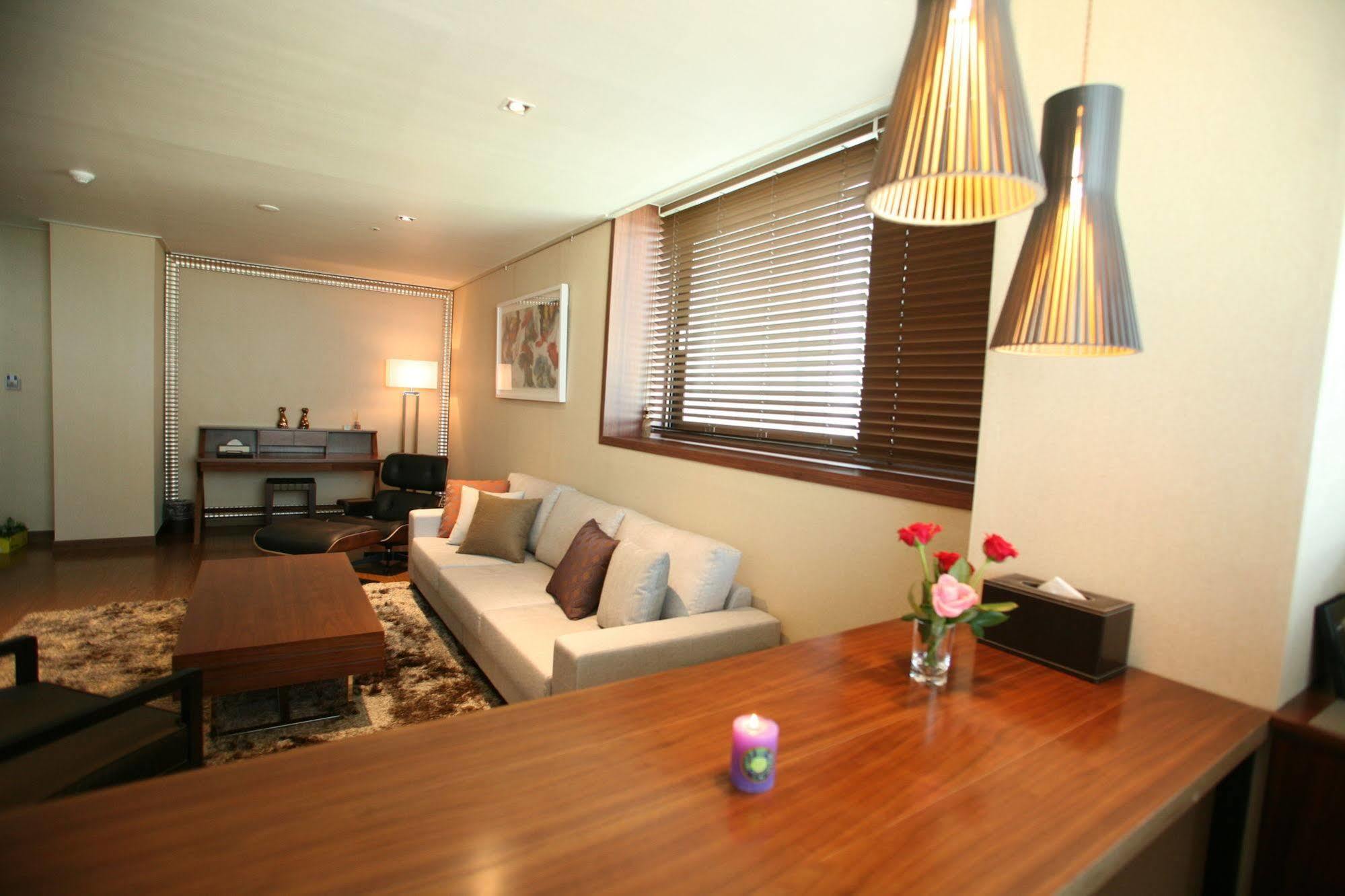 Hyunjin Tourist Hotel Donghae Εξωτερικό φωτογραφία